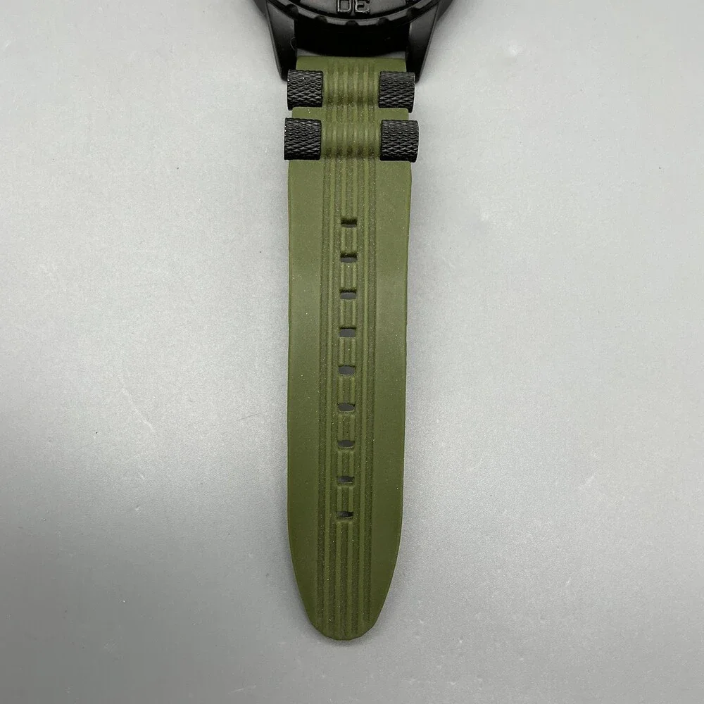 Accutime Halo 5 Guardians Mens Watch 51mm Helmet Green Silicone New Battery